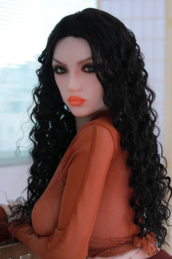 Fair Skin Mature Black Hair Sex Doll Goldie 158cm view 6
