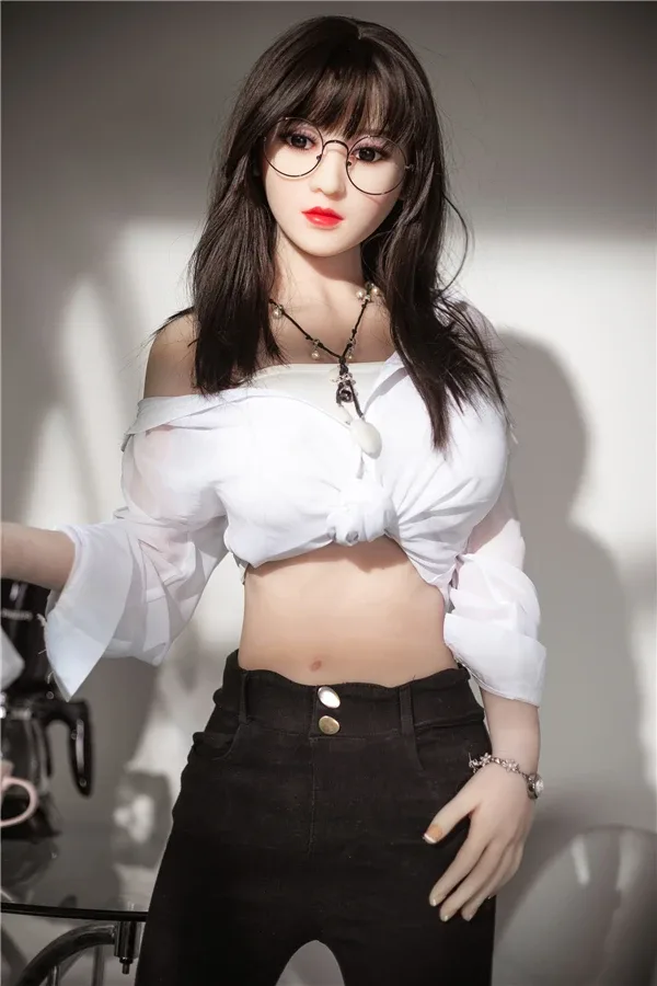 Lifelike Slender-waisted Japanese Sex Doll Casey 158cm
