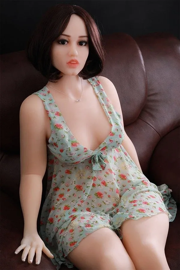 Small Tits Big Booty Sex Doll Janelle 160cm view 5