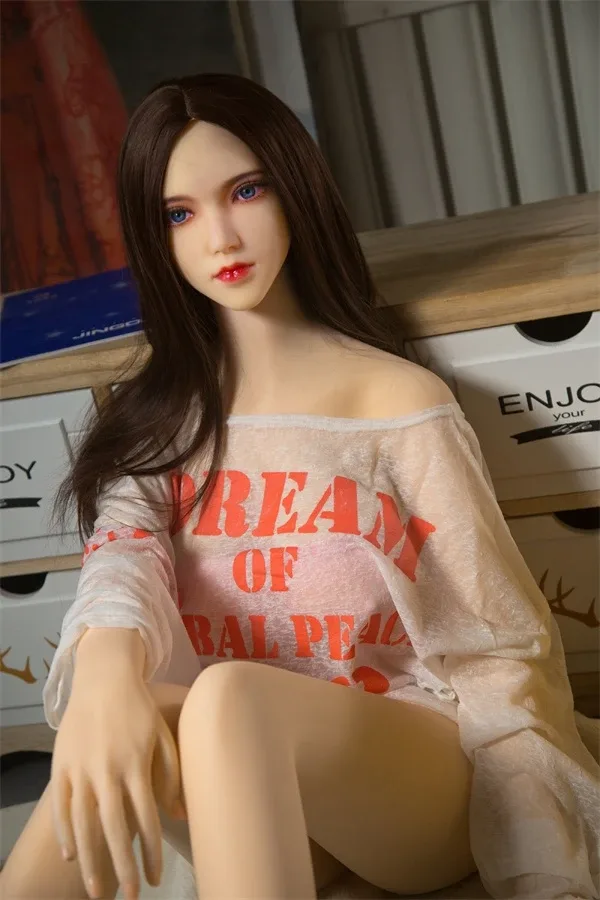 Beautiful Sex Doll Sarai 168cm view 3