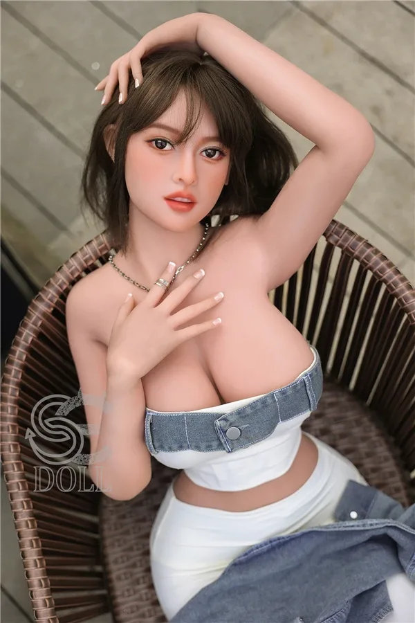 Beautiful Big Butt Sex Doll Penny 161cm view 3