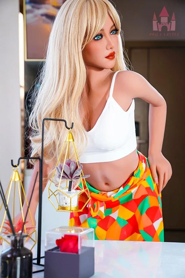 Real Life Small Boobs Blonde Sex Doll Megan 156cm view 4