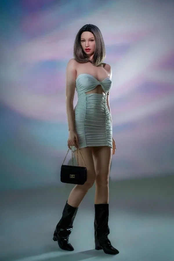 Super Realistic Silicone Tall Sex Doll Kyra 175cm view 5