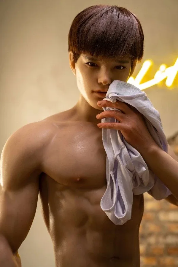 Realistic Handsom Silicone Male Sex Doll Leonardo 175cm view 3